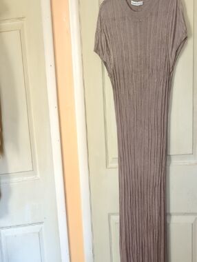 NWOT Abercrombie Fitch Brown Large Tall Short Sleeve Maxi Sweater Dress